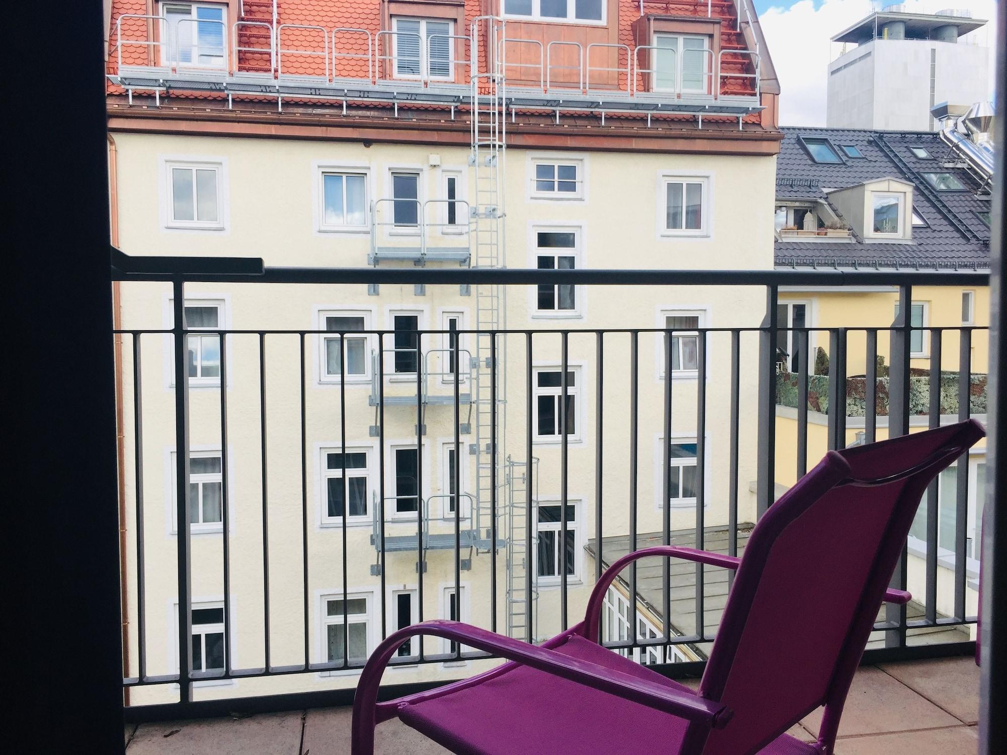 Das Hotel In Muenchen Экстерьер фото